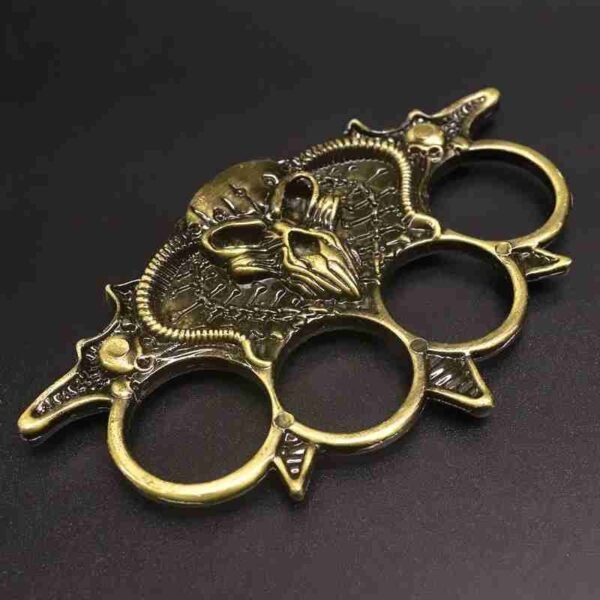 Metal bull head iron four-fingered fist buckle four-fingered ring martial arts fight finger tiger hand Kui hand buckle with car equipment finger buckle